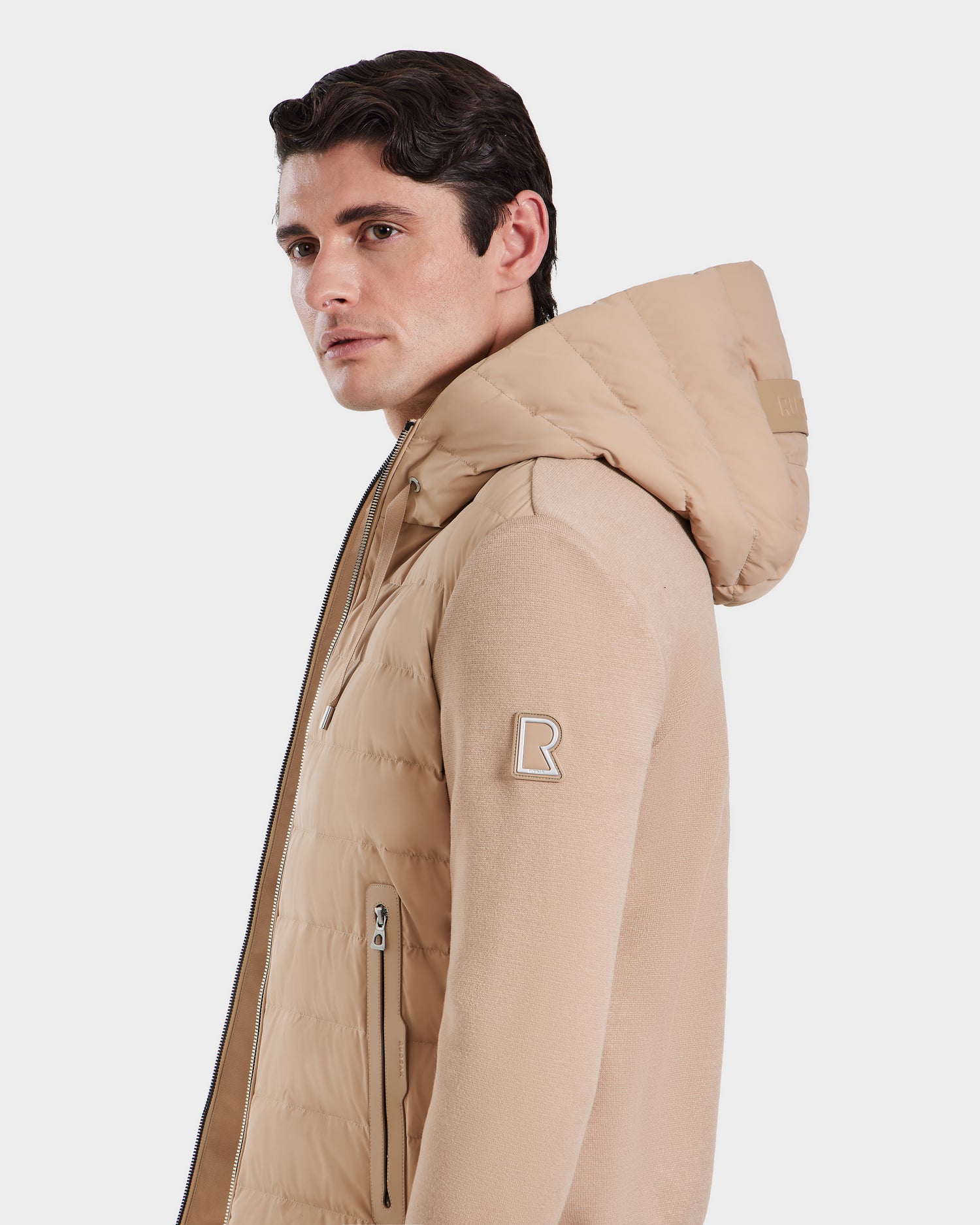 RIVER - 6124584 Almond