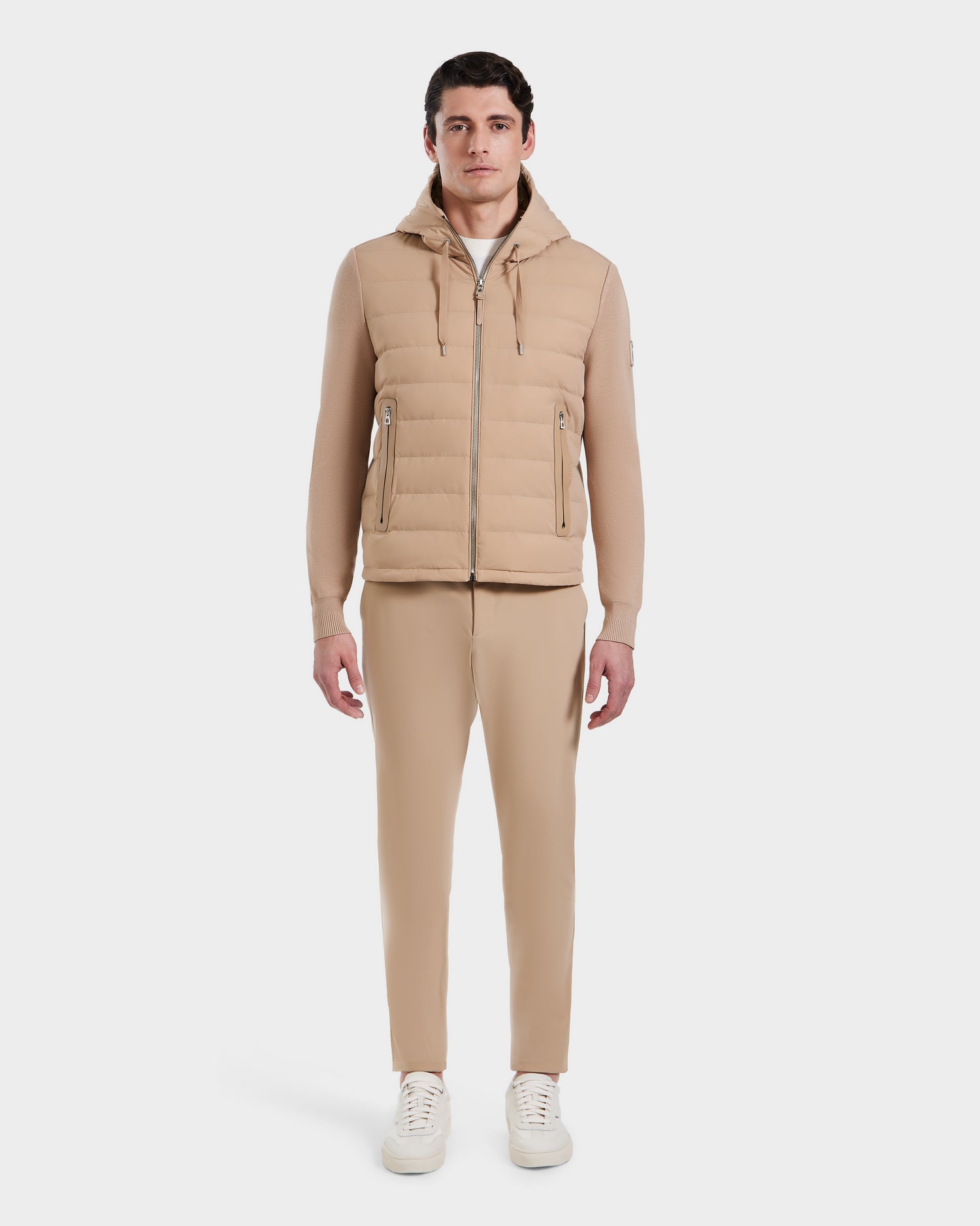 RIVER - 6124584 Almond